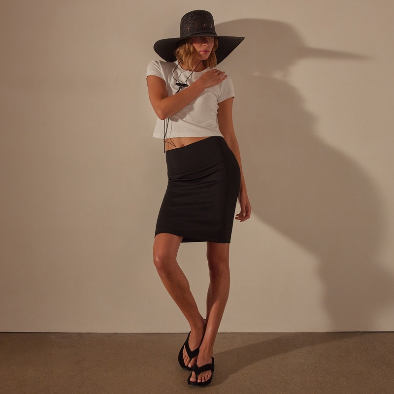 Double Knit Tube Skirt – Black