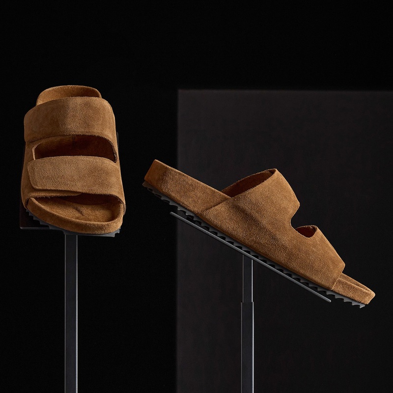 Women’s Double Strap Suede Slide – Tabacco