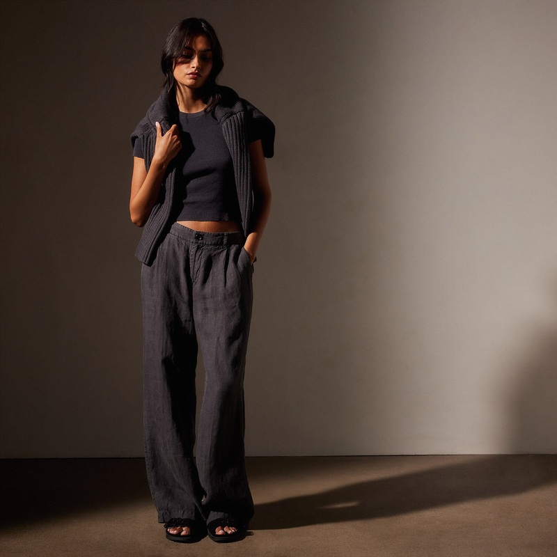 Linen Pleated Pant – Magma Pigment