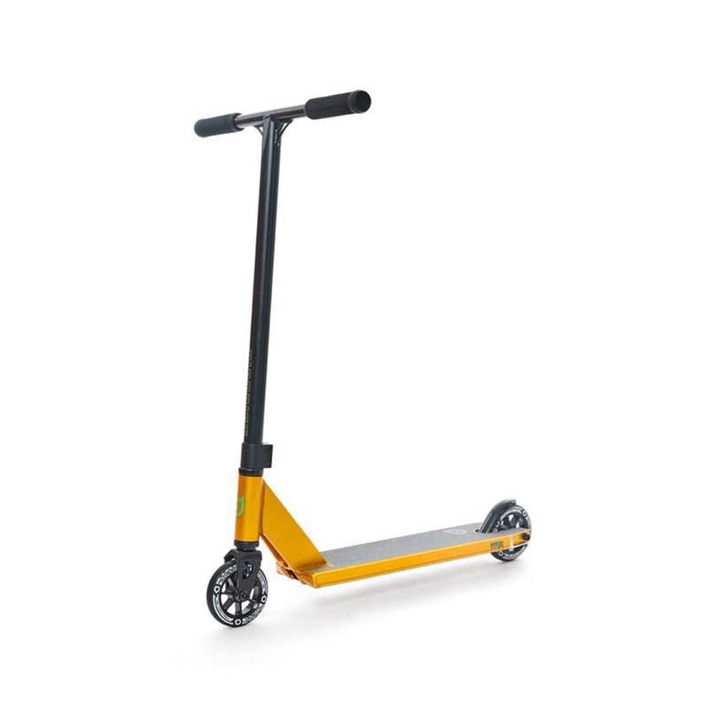 District Titus Complete – ANO Gold / Black – 110mm Wheels Scooter