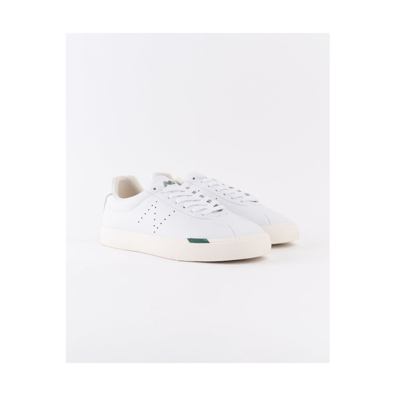 New Balance NM22