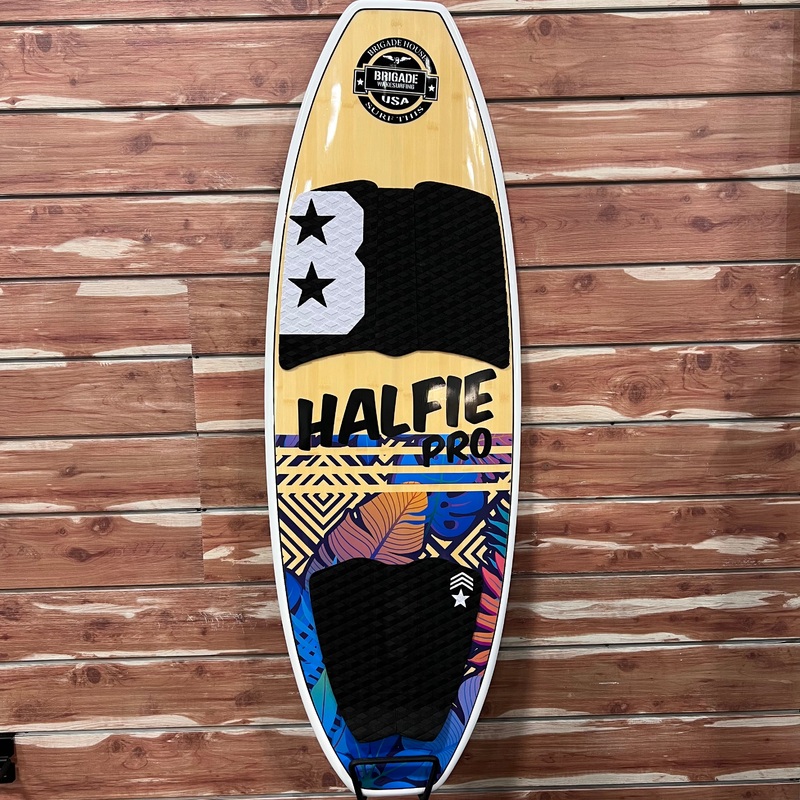 Brigade Halfie Wakesurf Board DEMO 2018