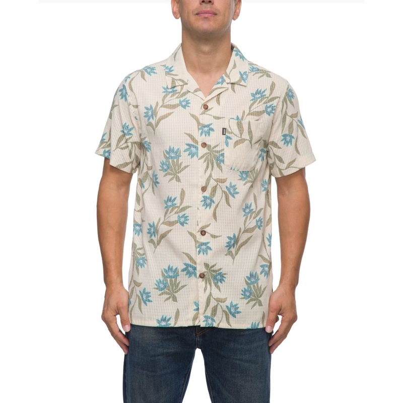 Reef Blake Short Sleeve Woven Men’s Top in Fog