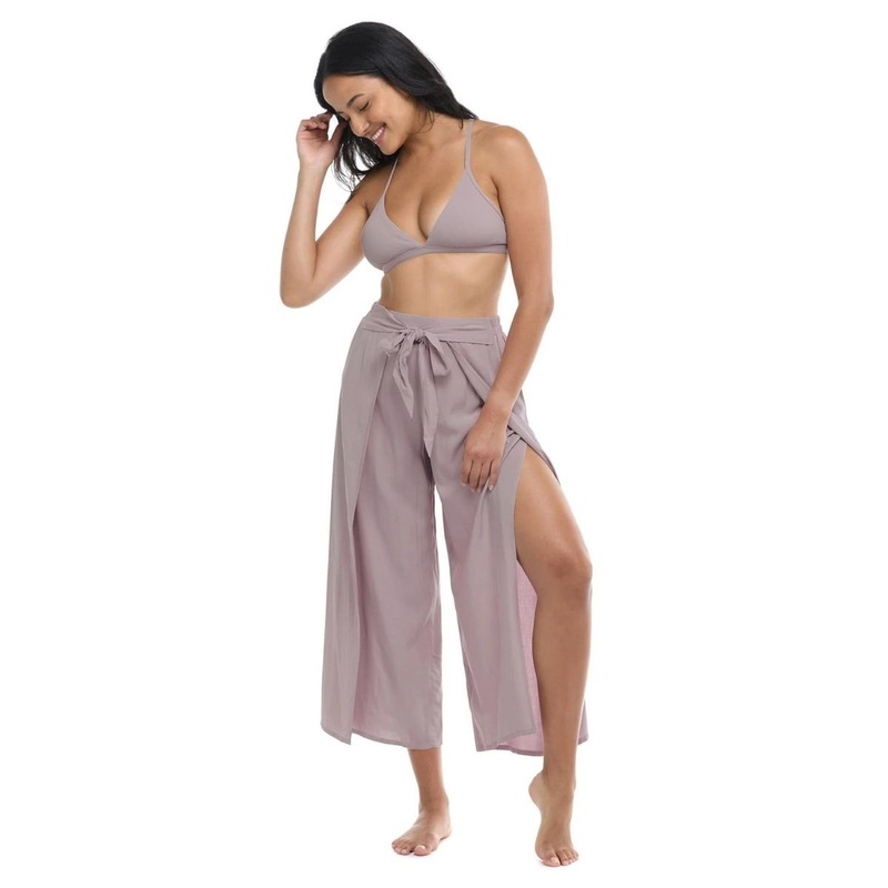 Body Glove Paige Women’s Pant in Taupe