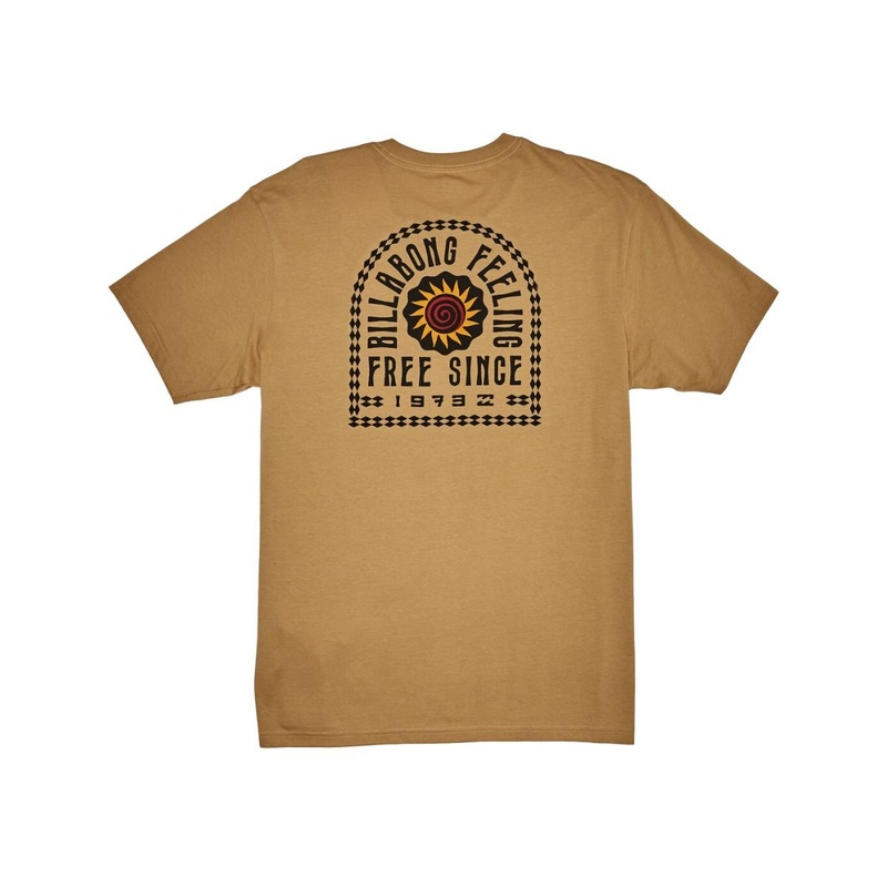 Billabong Tropics Men’s Pocket Tee in Dusty Gold