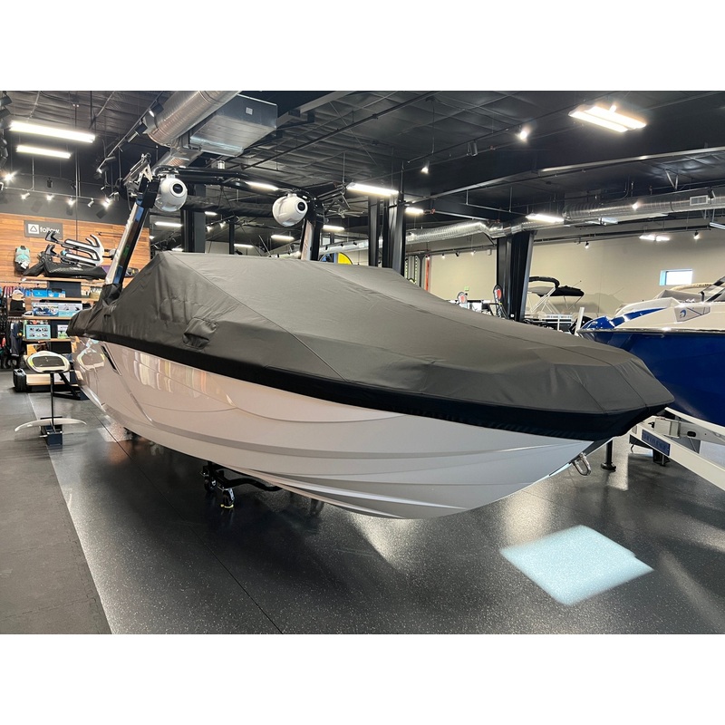 Centurion Ri245 with DropZone Tower and Vented windshield Cinch Cover
