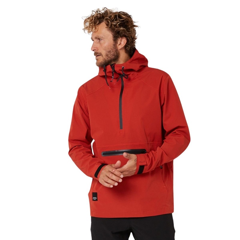 Follow Spray Anorak in Dirty Red