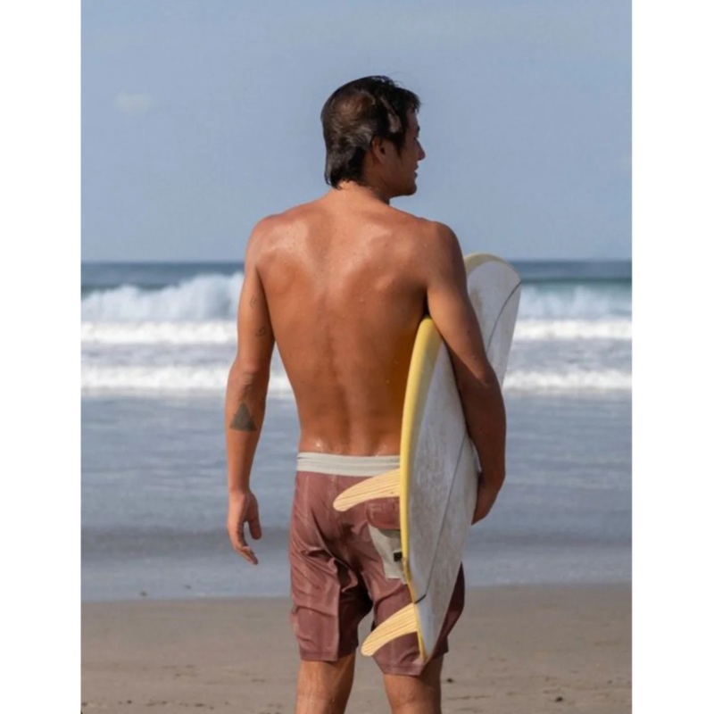 Vissla Seaside 18.5″ Boardshort in Chili